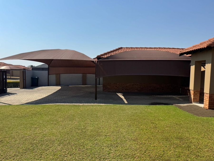 3 Bedroom Property for Sale in Waterkloof East North West